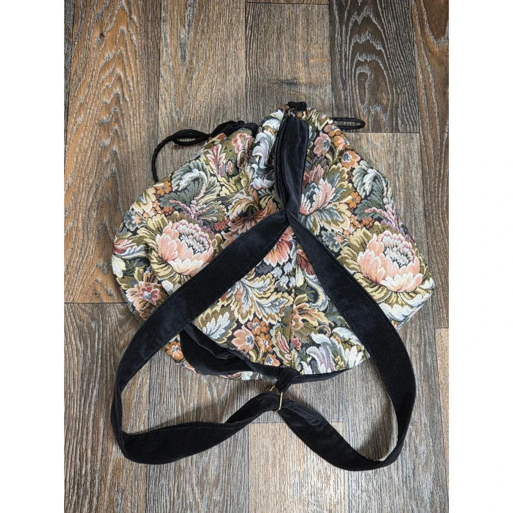 Vintage Floral Tapestry Drawstring Backpack Velvet Trim Boho Cottagecore Bag